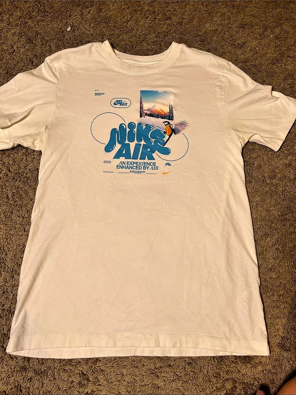 Nike Air 'An Experience Enhanced by Air' Graphic T-Shirt Tee white & Blue Medium